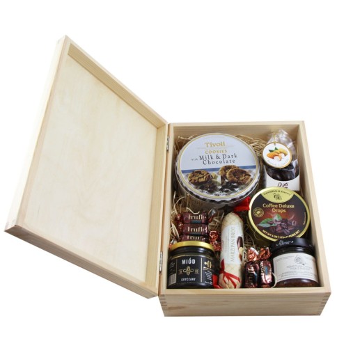 słodki prezent kosz delikatesowy bez alkoholu miód marcepan z czekoladą kawowe landrynki skrzynka pełna słodkości