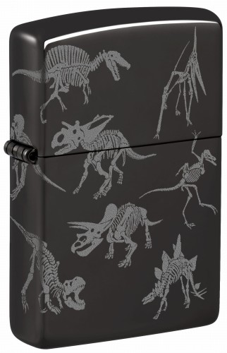 Czarna zapalniczka Zippo z grafiką przedstawiającą szkielety dinozaurów.