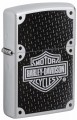 Srebrno-czarna zapalniczka Zippo z wyrazistym logo Harley Davidson.