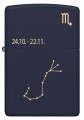 Model Zippo w głębokim granatowym kolorze z grafiką znaku Skorpiona.
