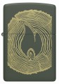Stylowa czarna Zippo z oryginalnym motywem płomienia stworzonym z odcisku palca.