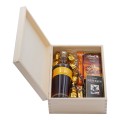 pomarańczowy zestaw upominkowy z hiszpańską brandy, czekoladą i słodyczami
