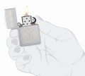 Zippo RAM w dłoni