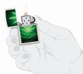 zapalniczka Zippo z zielonym liściem