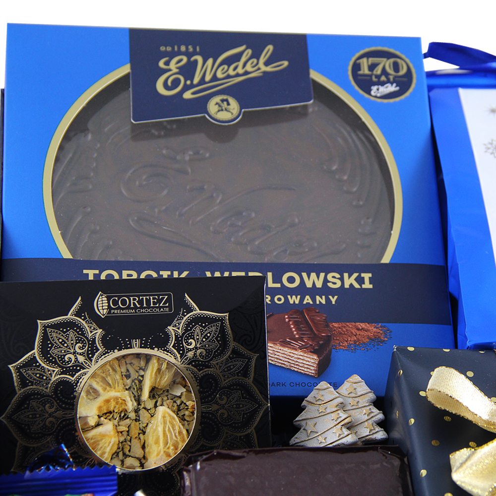 wafelek torcik wedlowski słodycze w zestawie kosz delikatesowy