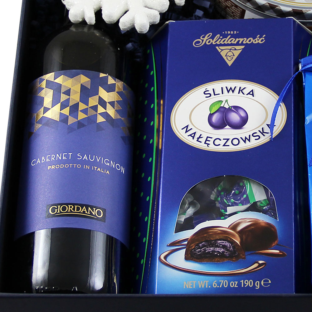 wino czerwone, śliwka w czekoladzie