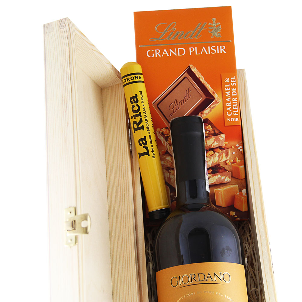 cygaro wino w skrzynce czekolada